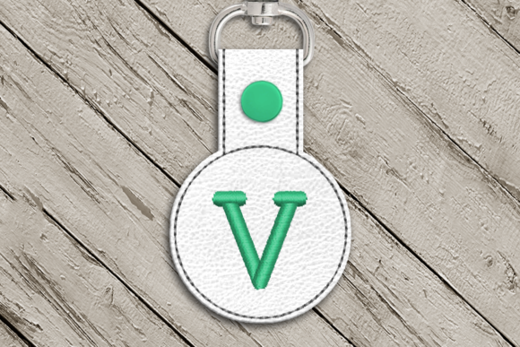 Review: Letter V ITH Round Key Fob Applique